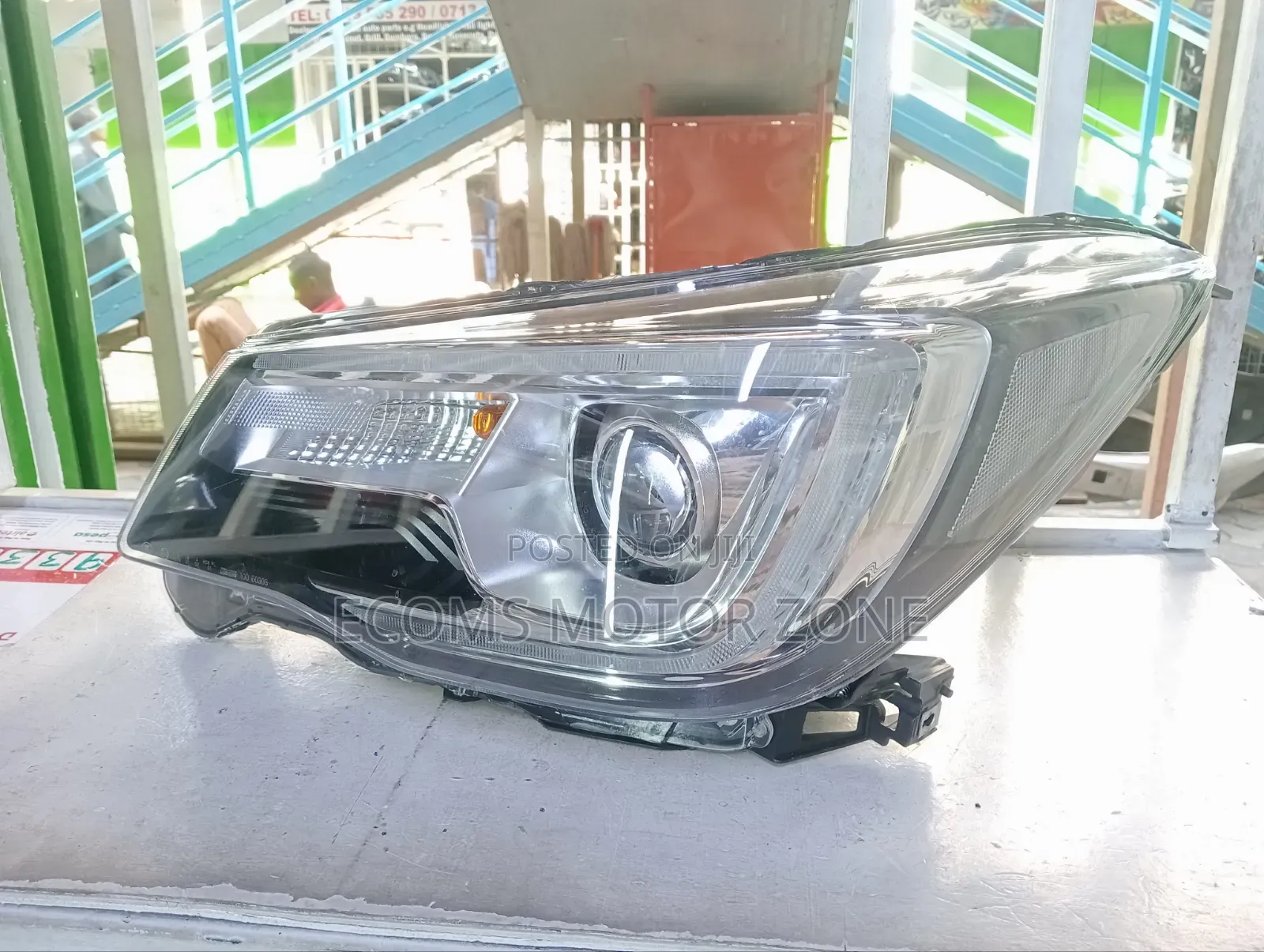 Subaru Forester 8v Headlight