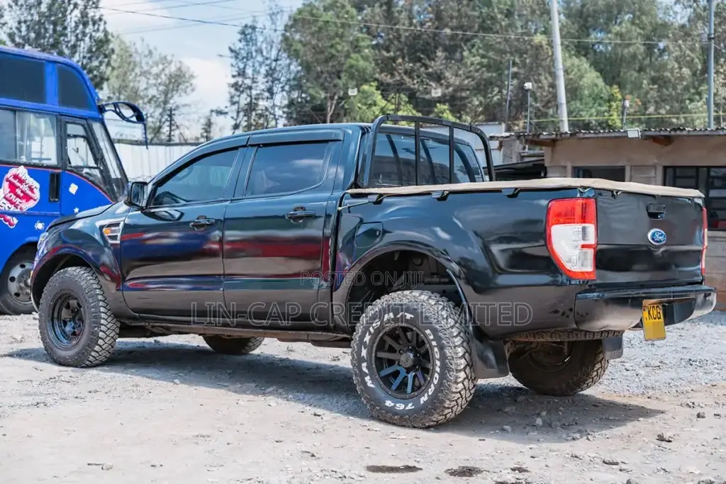 Ford Ranger 2015 Black