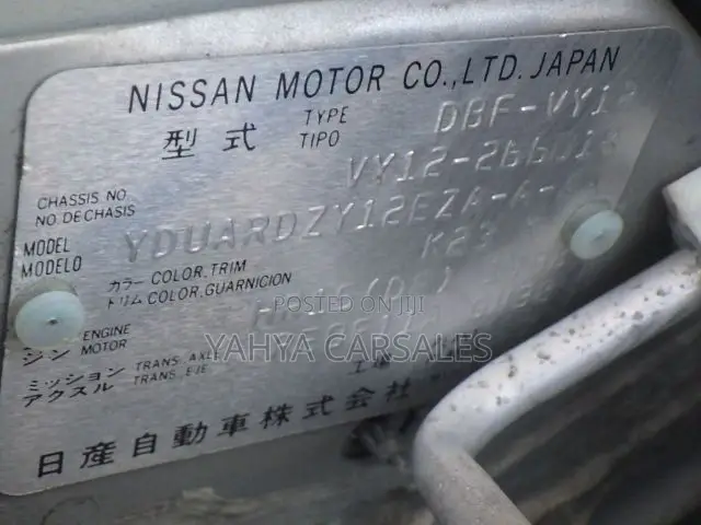 Nissan 100 2019 Silver