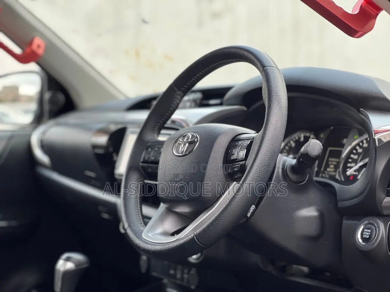 Toyota Hilux 2022 Brown