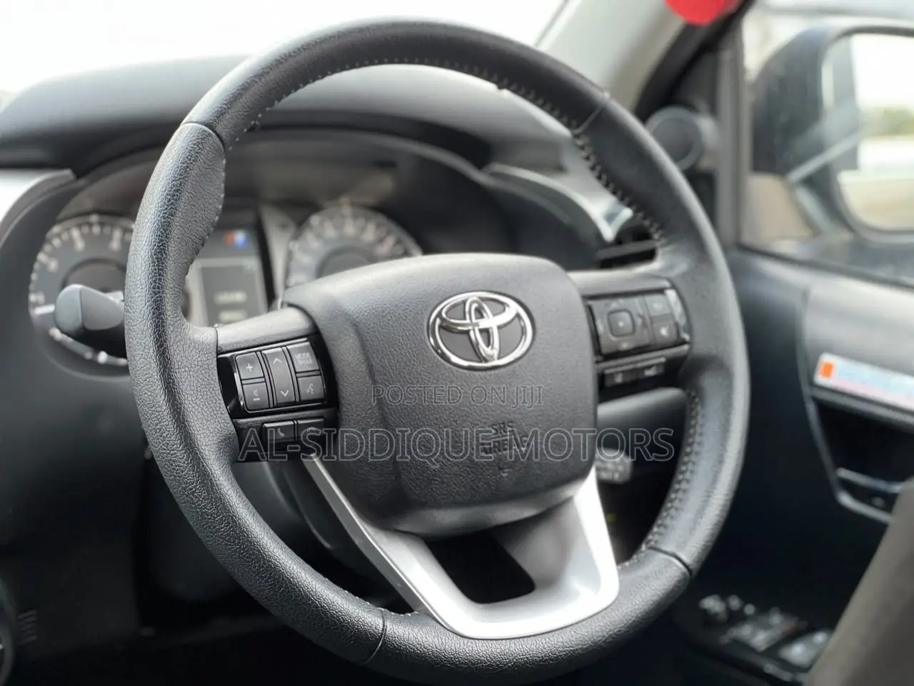 Toyota Hilux 2022 Brown