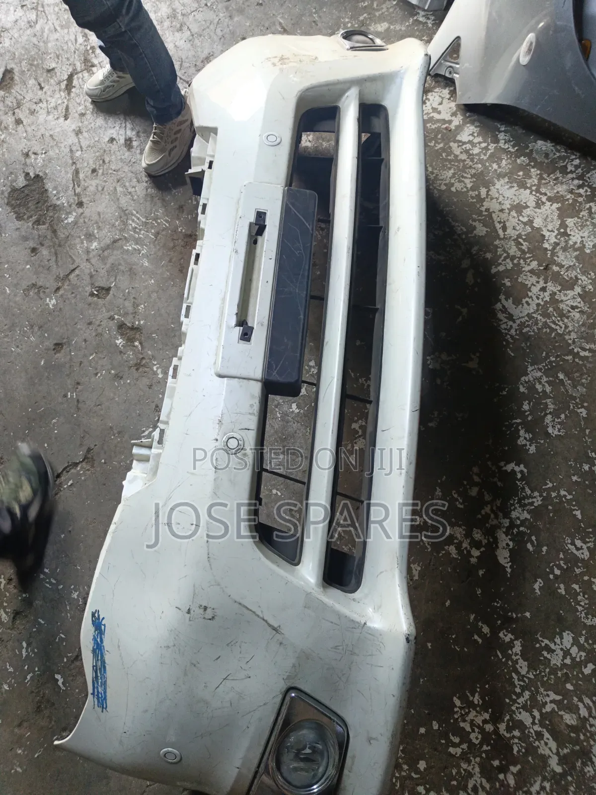 Nissan Serena Front Bumper