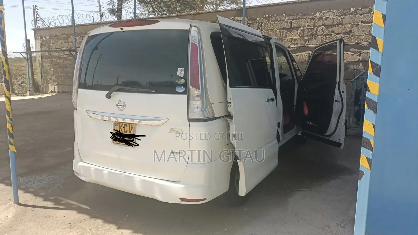 Nissan Serena 2012 White