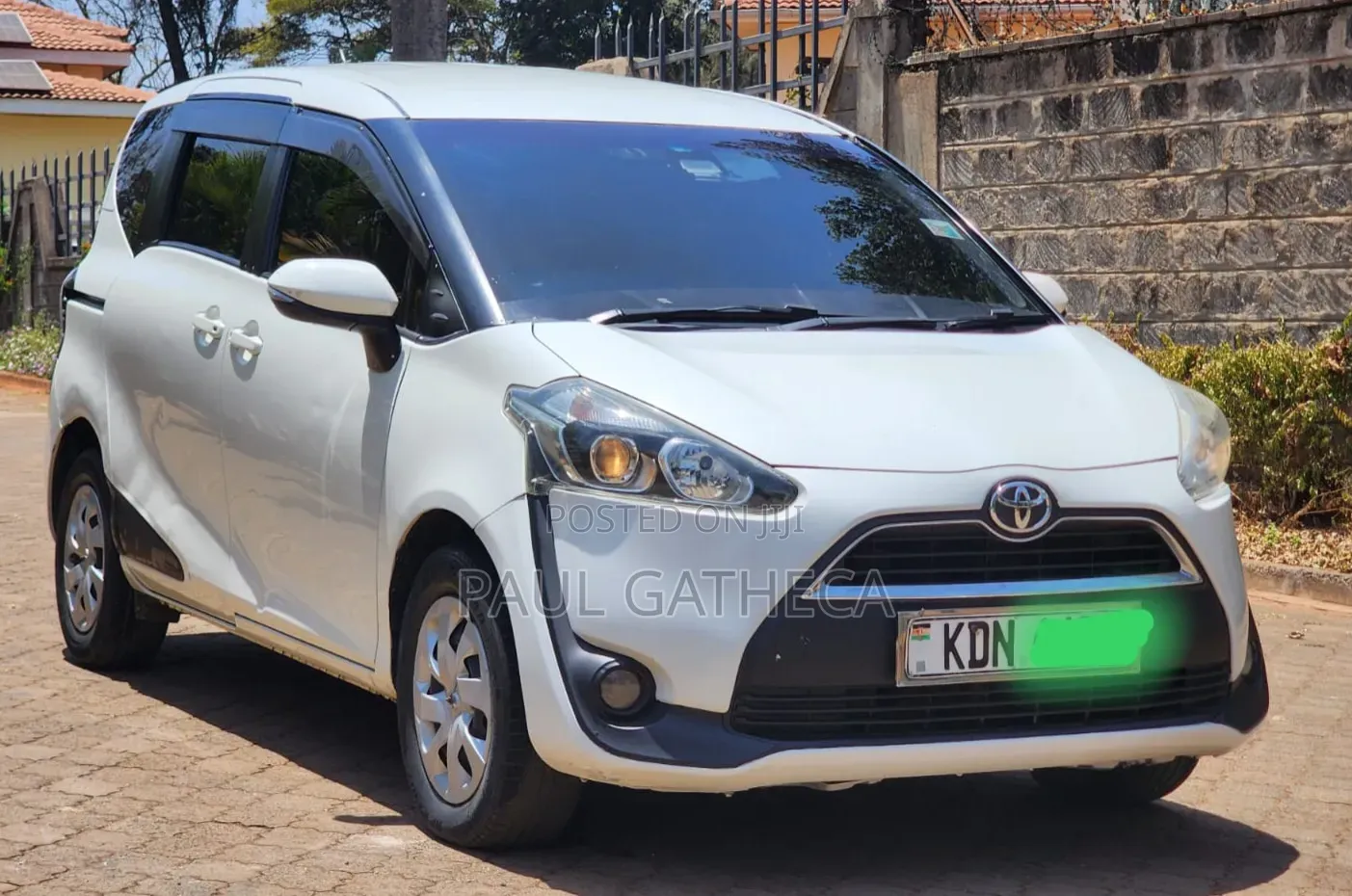 Toyota Sienta 2016 White
