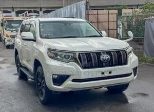 Toyota Land Cruiser Prado 2021 White