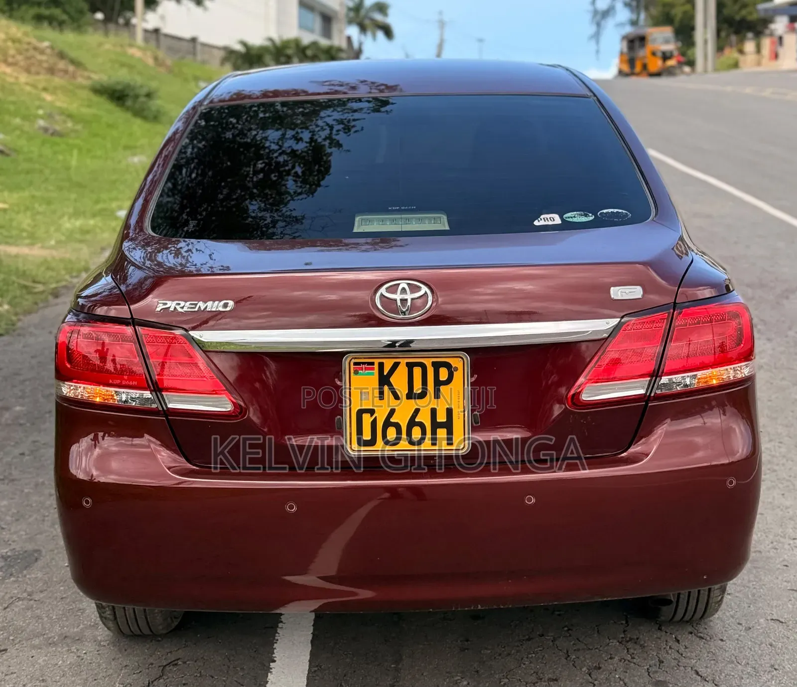 Toyota Premio 2017 Maroon
