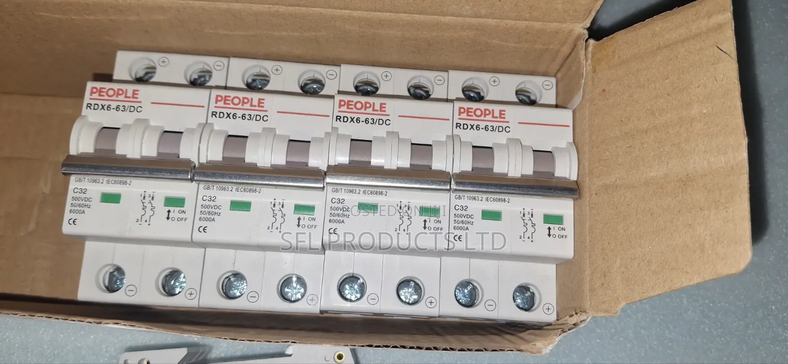 32A 2-Pole DC Solar Circuit Breaker