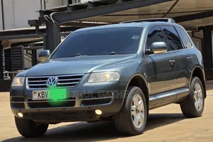 Volkswagen Touareg 2006 Gray