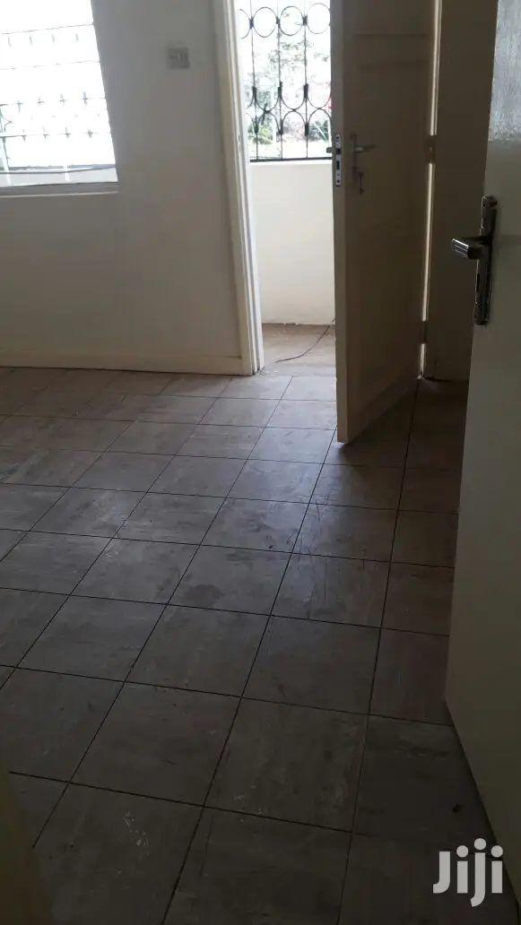 Parklands 2 Bedroom Flat Available For Rent