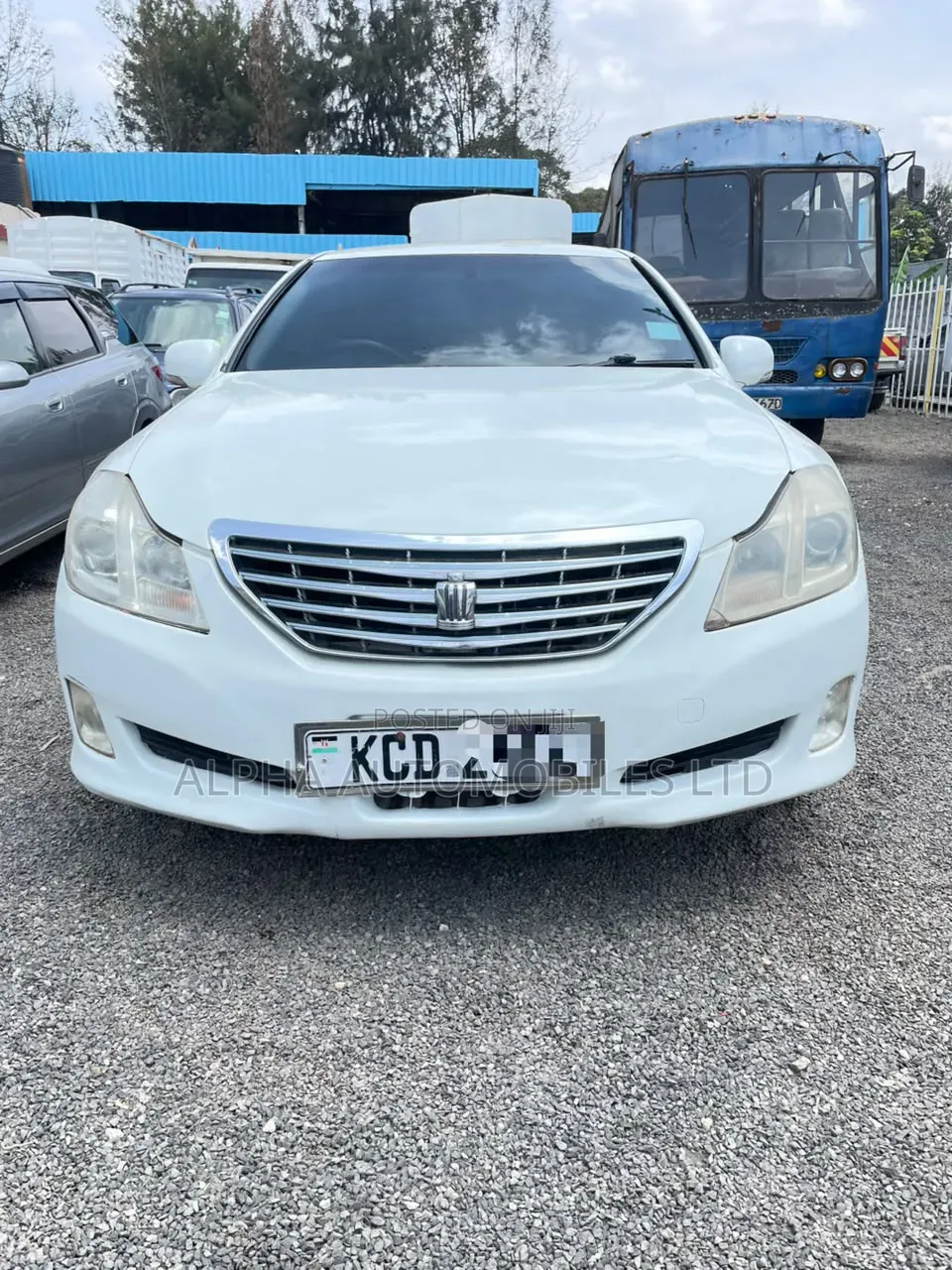 Toyota Crown 2008 White