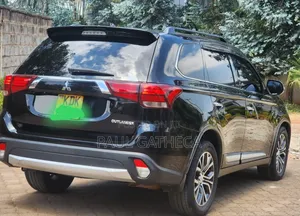 Mitsubishi Outlander 2015 Blue