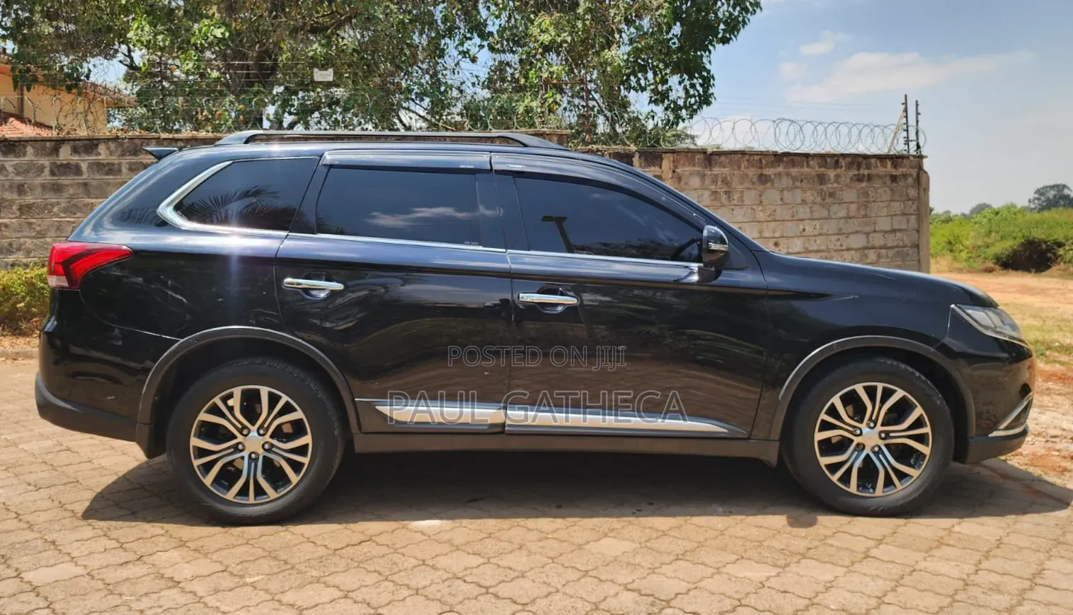 Mitsubishi Outlander 2015 Blue