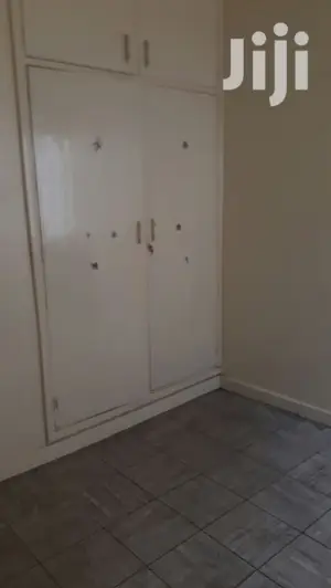 Parklands 2 Bedroom Flat Available For Rent