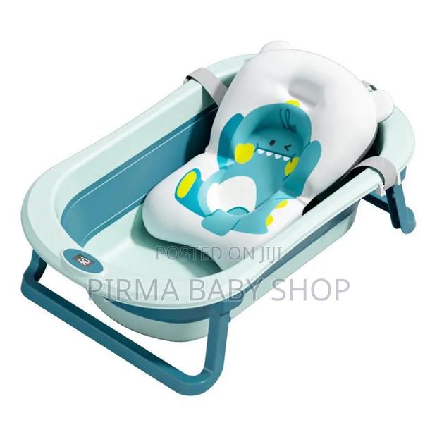 Foldable Bathtub With Bath Sponge - main view