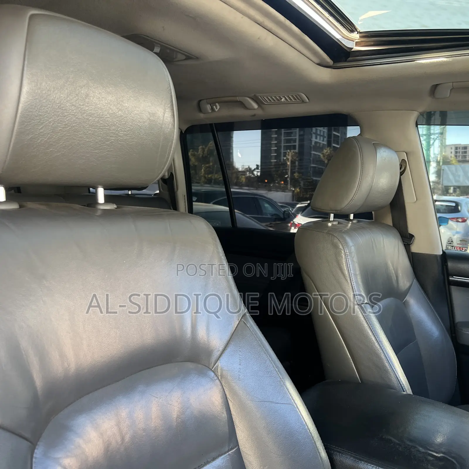 Toyota Land Cruiser 4.6 V8 VX-R 2012 White