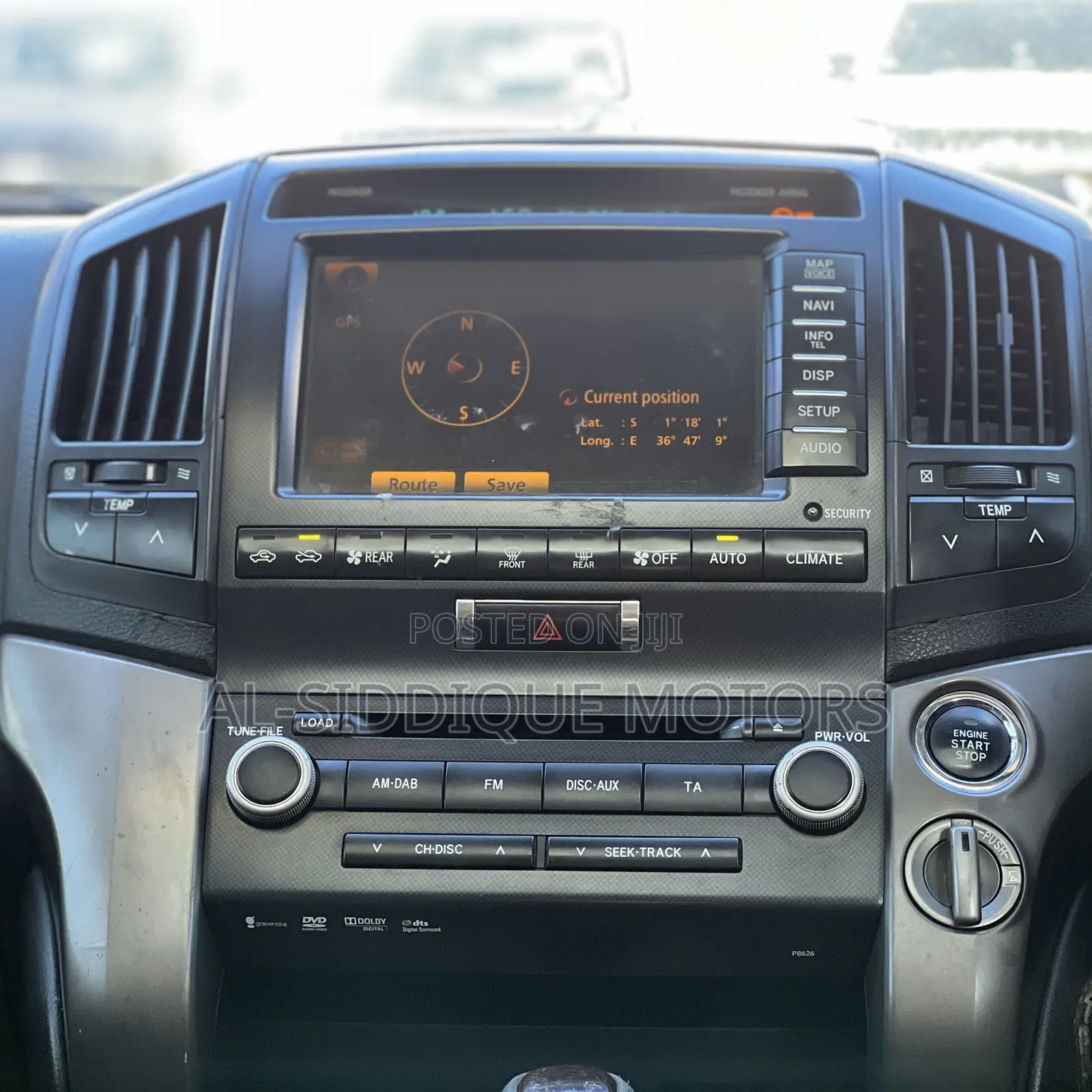 Toyota Land Cruiser 4.6 V8 VX-R 2012 White