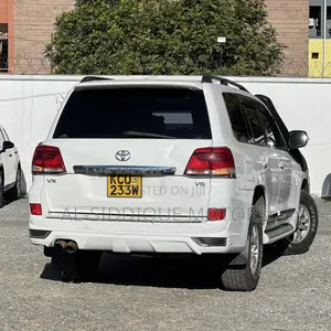 Toyota Land Cruiser 4.6 V8 VX-R 2012 White