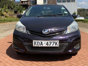 Toyota Vitz 2011