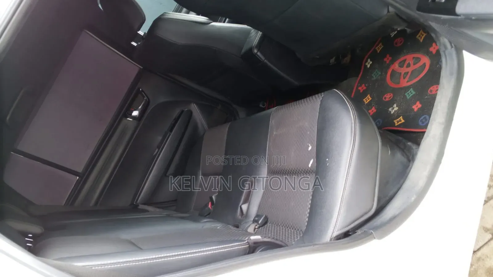 Toyota Corolla Fielder 2019 White