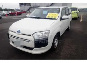 Toyota Probox 1.5 Hybrid DX 2021 Pearl