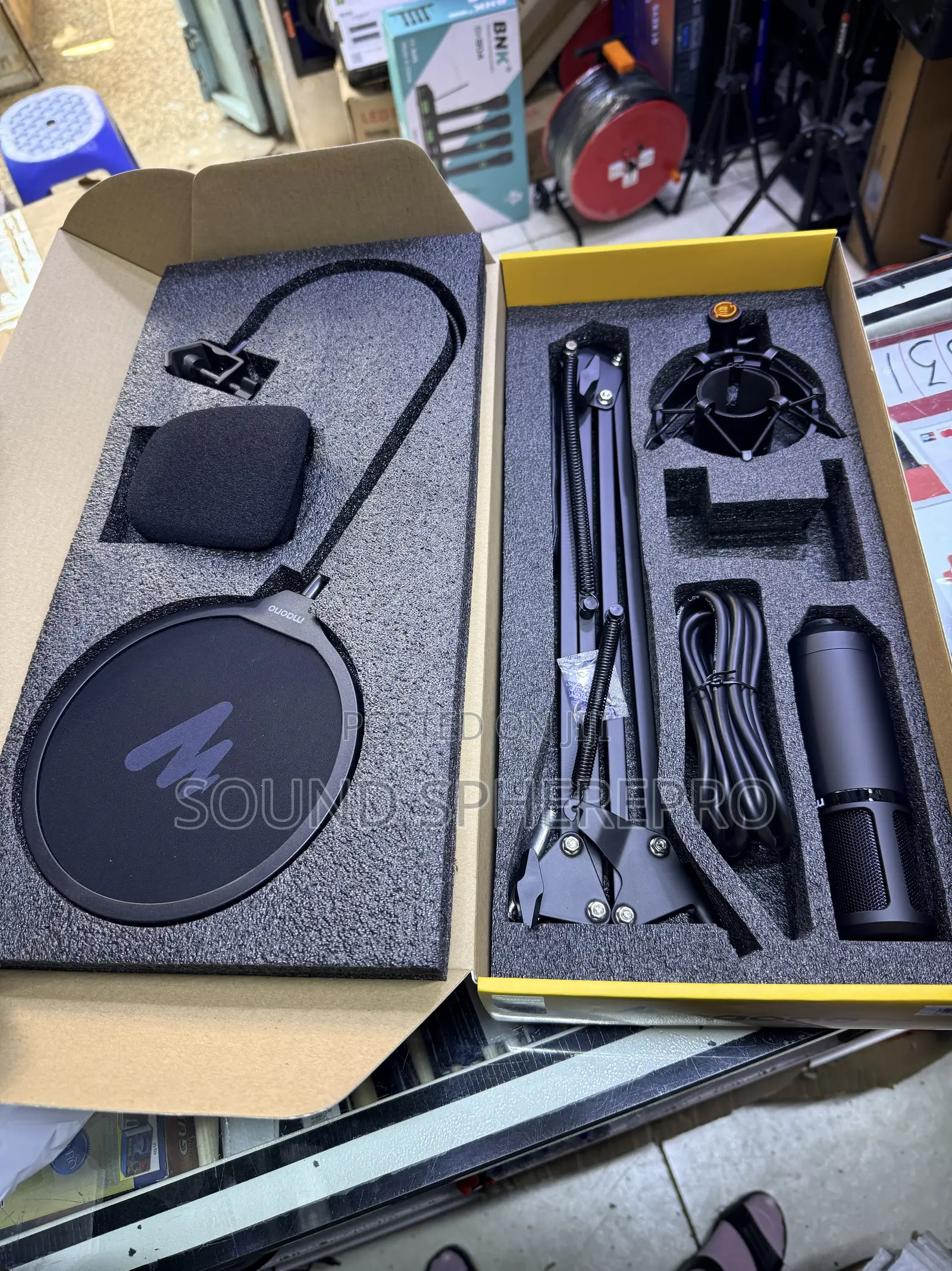 Maono PM 320 Condenser Studio Microphone Set
