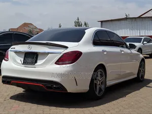 Mercedes-Benz C200 2018 White