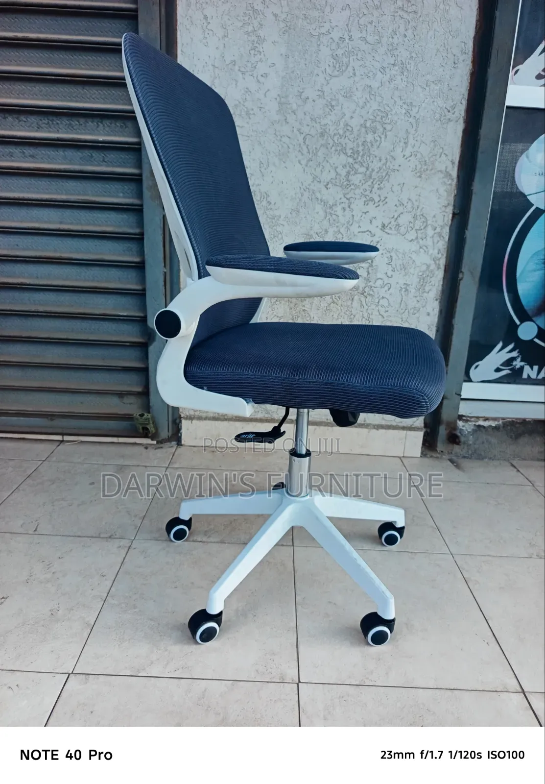 Semi Orthopedic Chair