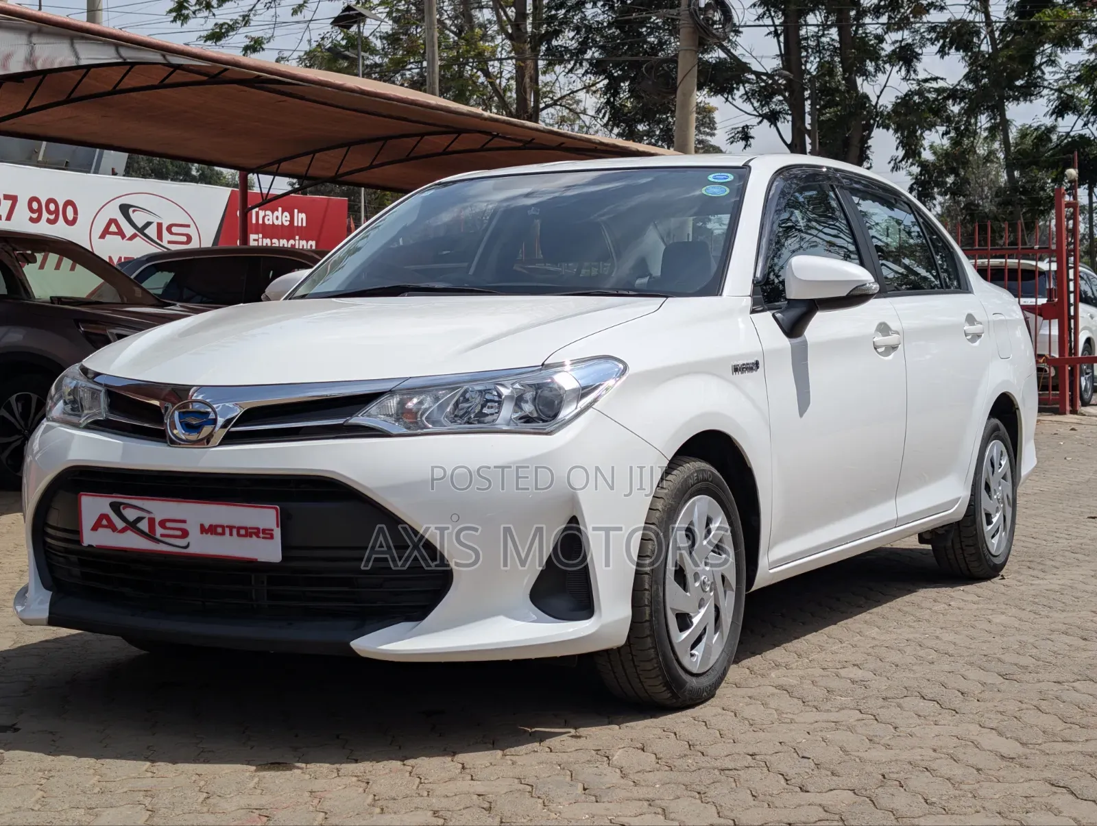 Toyota Axio 1.5 Hybrid 2WD 2020 White