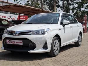 Toyota Axio 1.5 Hybrid 2WD 2020 White