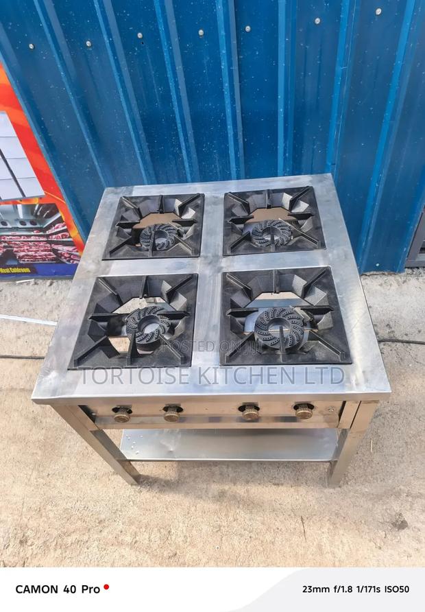 4 Burner Gas Range Cooker Dimensions 900mm by 900mm
