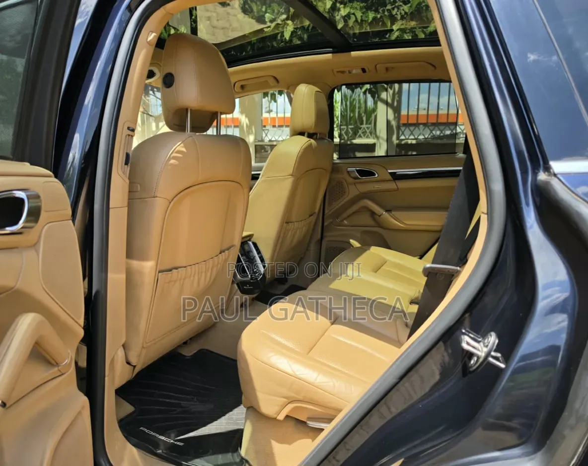 Porsche Cayenne 2020 Black