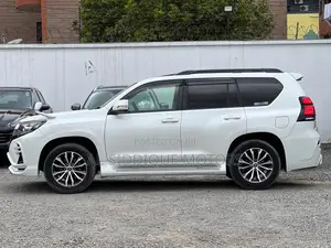 Toyota Land Cruiser Prado 2.7 2021 White