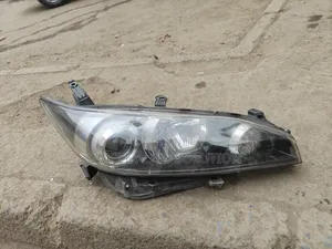 Toyota Wish 2015 Model Headlight XENON