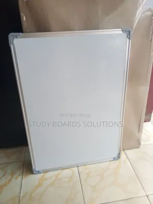 Space-Saving 90×60cm Whiteboard – Perfect for Everyday Use