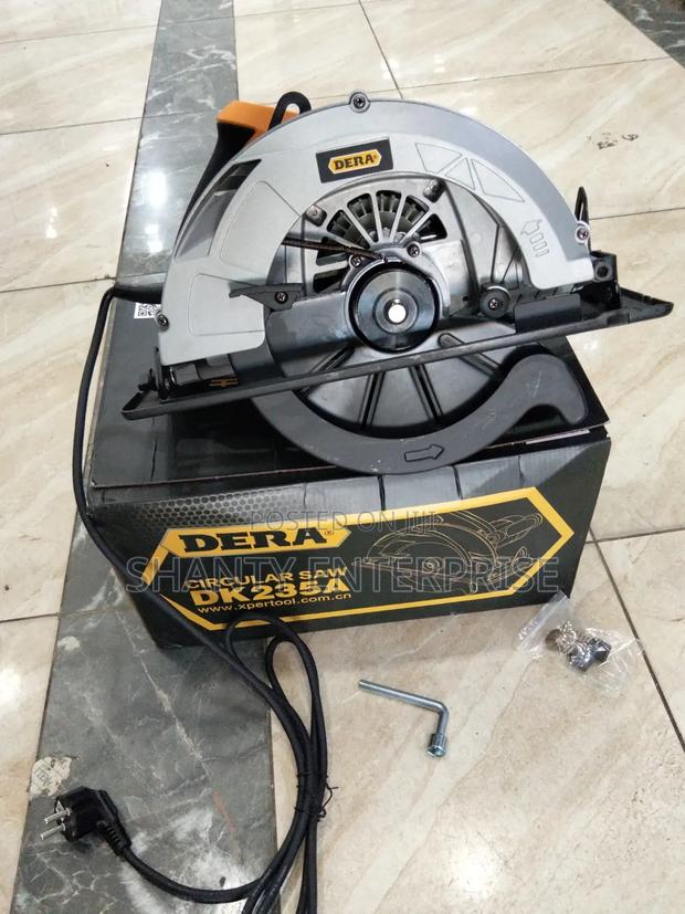 Dera 9" Circular Saw - main view