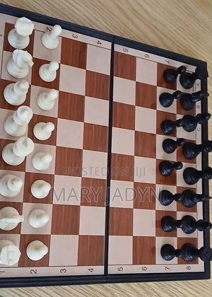 Used Magnetic Chess Board