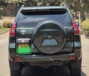 Toyota Land Cruiser Prado 2014 Green