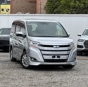 Toyota Voxy Hybrid V 2WD 7-Seater 2020 Silver