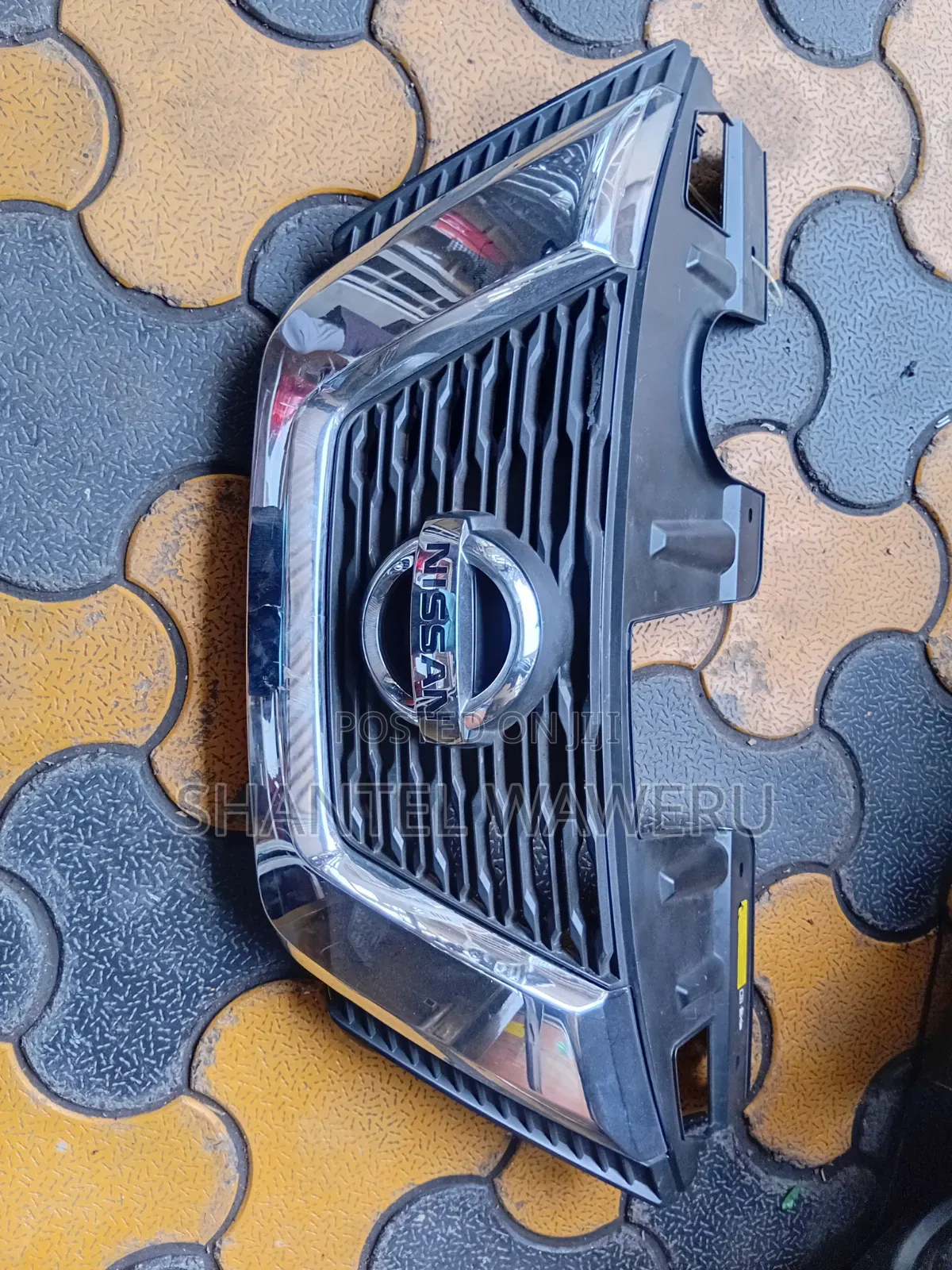 X-Trail NT 32 Grill