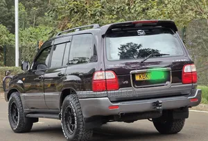 Toyota Land Cruiser Prado 2005 Maroon