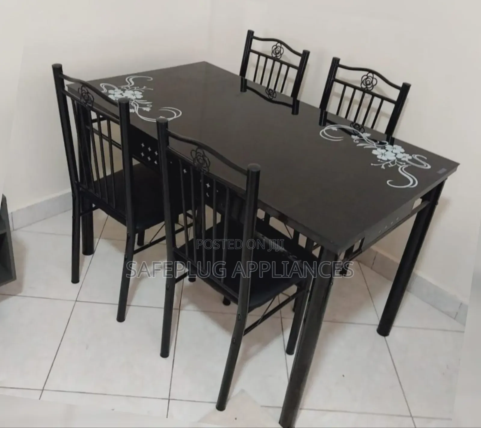 Modern Executive Dining Table With Comfortable 4-Seater Design