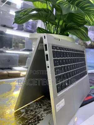 Laptop HP EliteBook 830 G7 8GB Intel Core i5 SSD 256GB