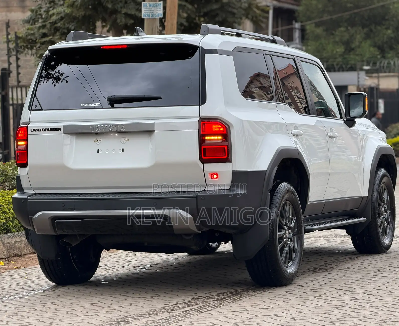 Toyota Land Cruiser LC250 2024