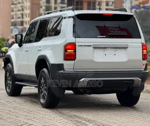 Toyota Land Cruiser LC250 2024
