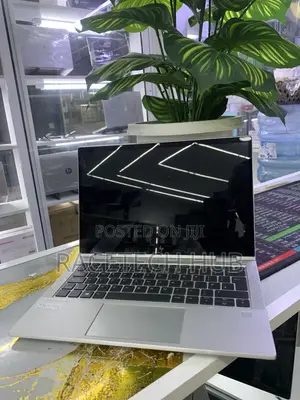 Laptop HP EliteBook 830 G7 8GB Intel Core i5 SSD 256GB