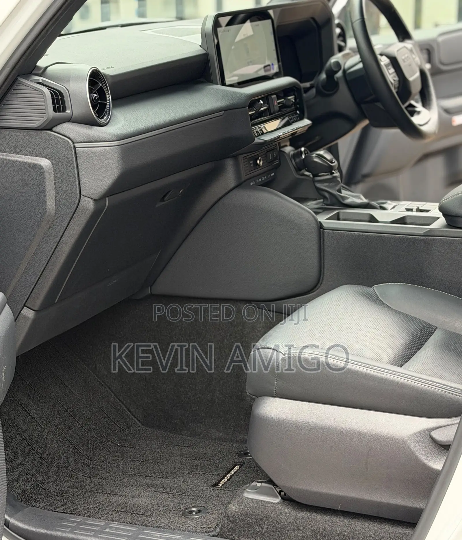 Toyota Land Cruiser LC250 2024