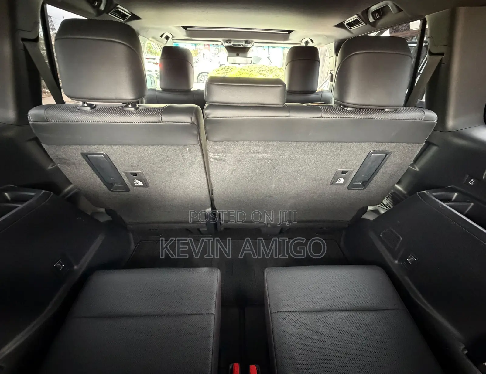 Toyota Land Cruiser LC250 2024