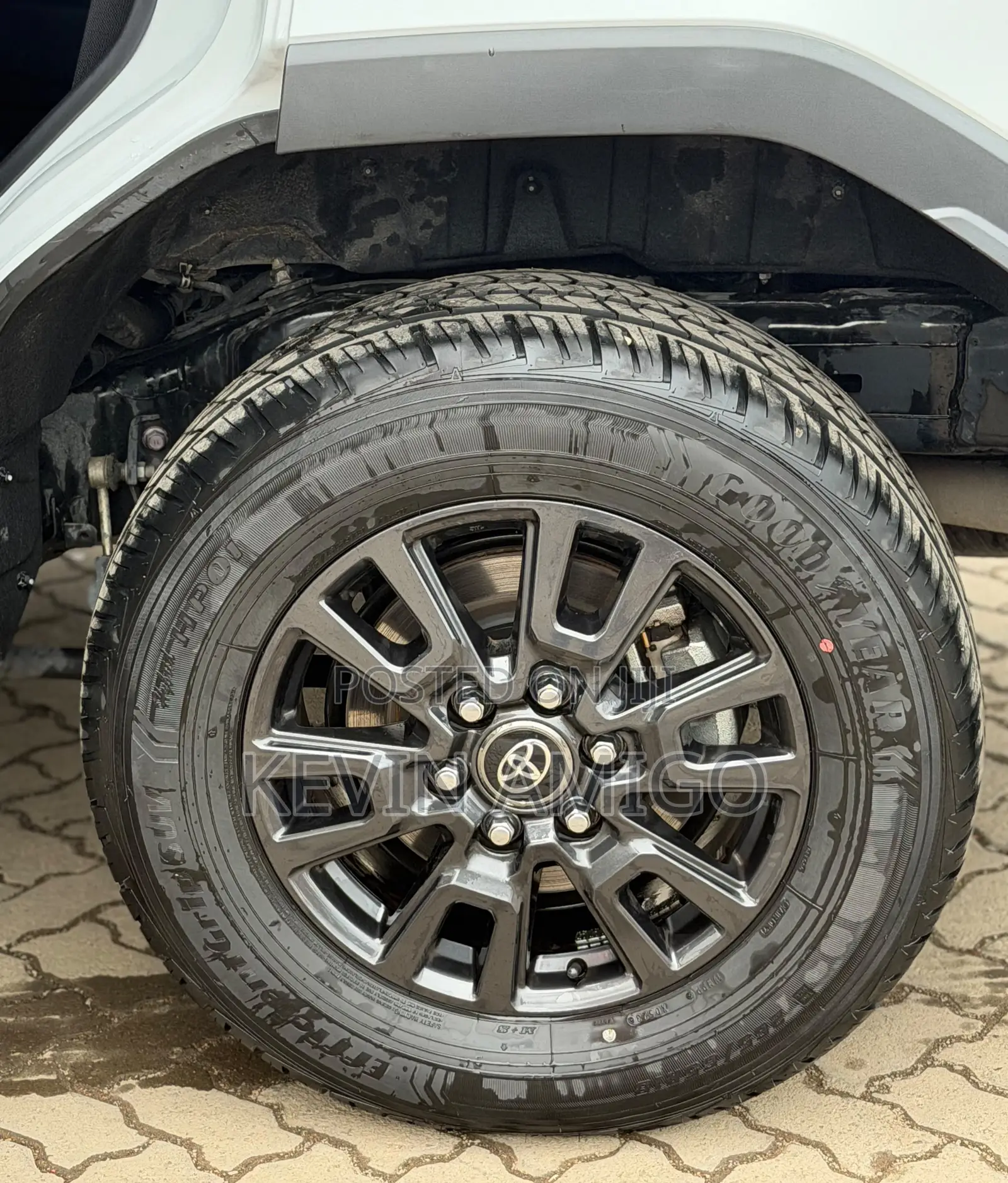 Toyota Land Cruiser LC250 2024