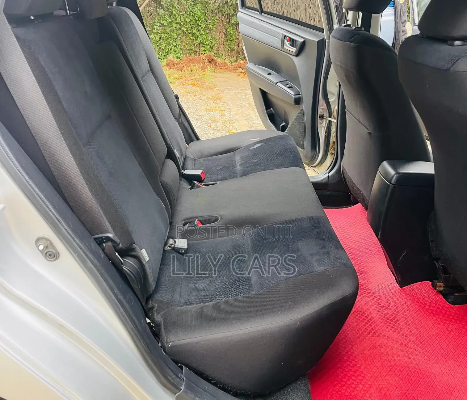 Toyota Corolla Fielder 2013 Silver