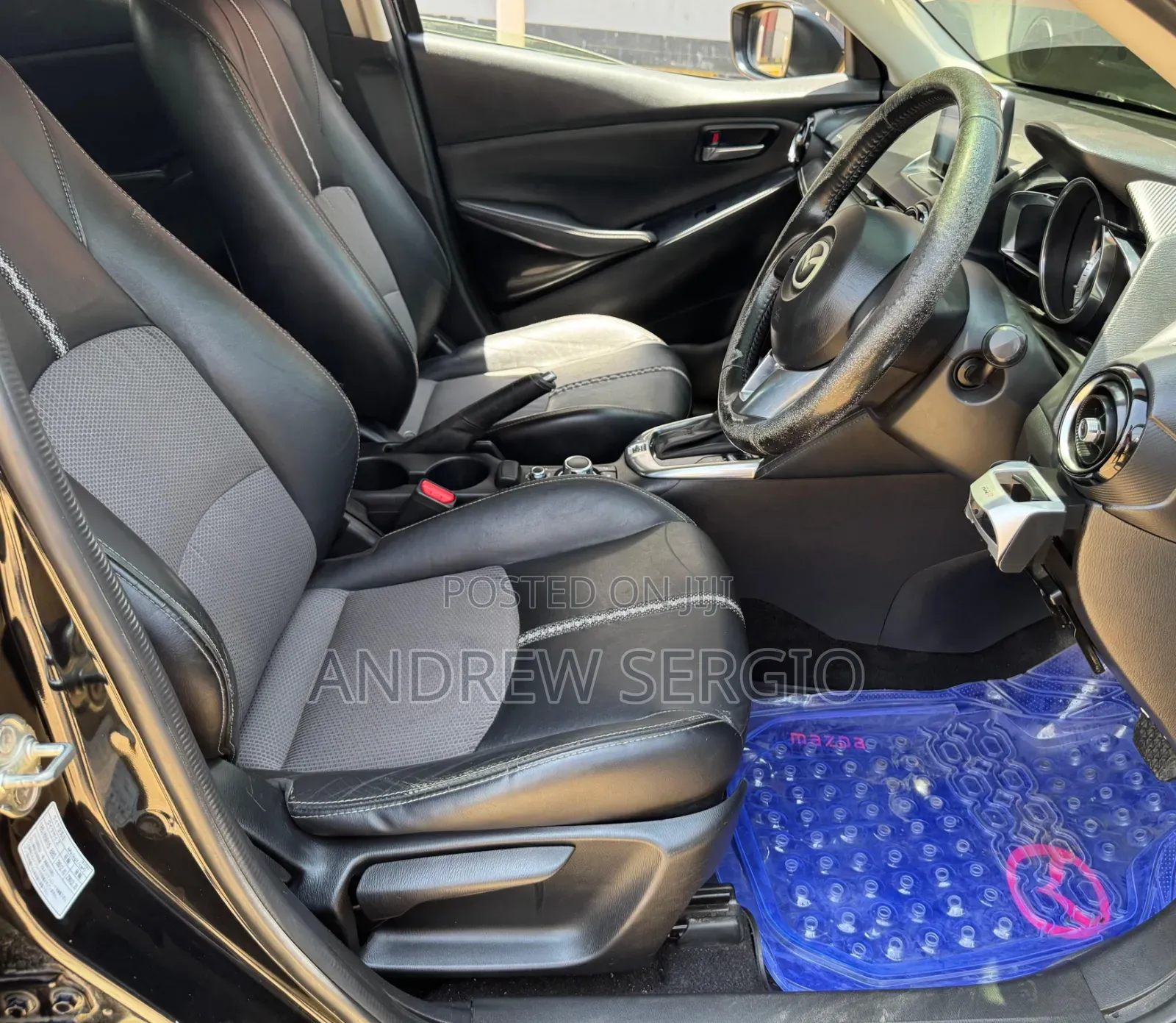 Mazda Demio 2016 Blue
